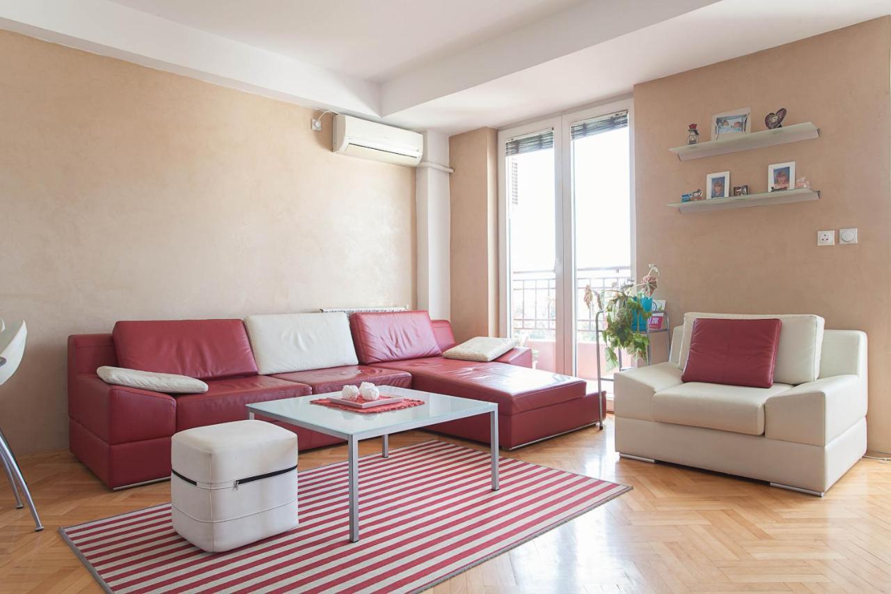 Red Apartment 스코페 외부 사진